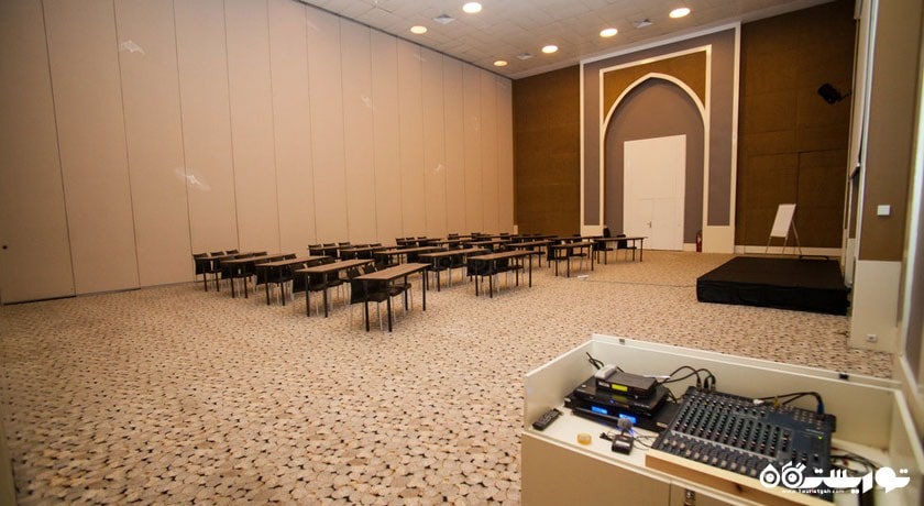 سالن جلسات و همایش هتل